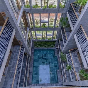 https://m-boutique-danang.dananghotels.net